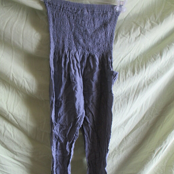 Bohemian island solid gray yoga pants - Picture 3 of 4